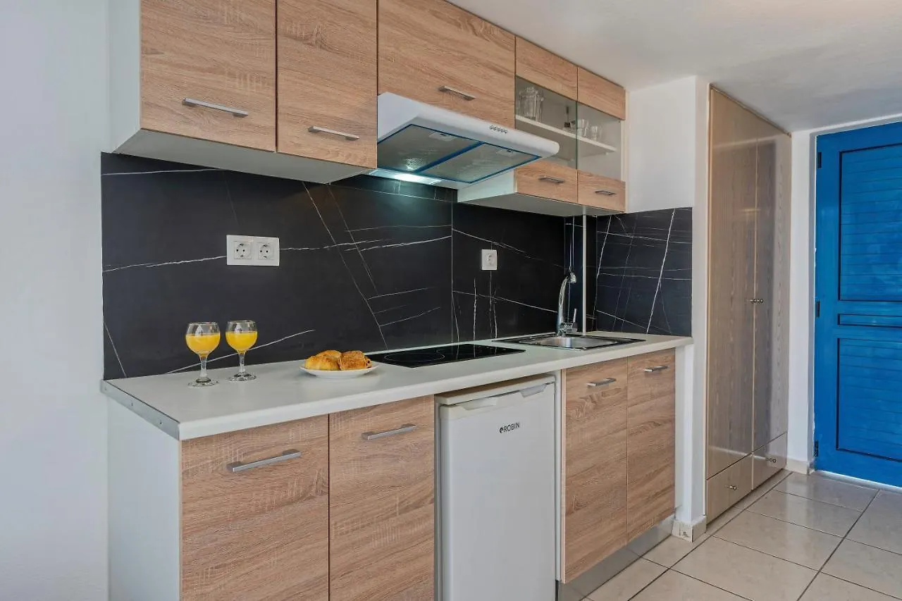 Yacinthos Aparthotel Rethymno  Rethymno (Crete)