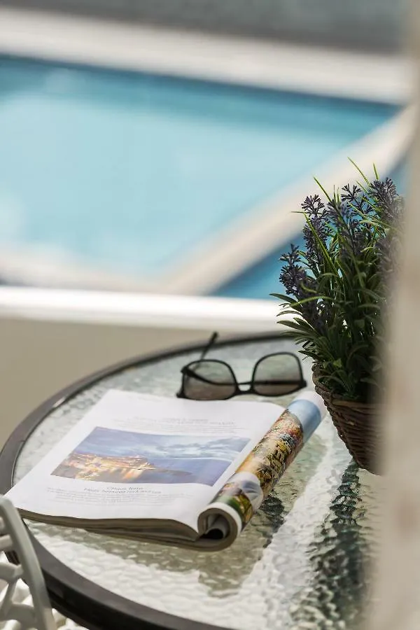 Yacinthos Aparthotel Rethimnon 2*,  Griekenland